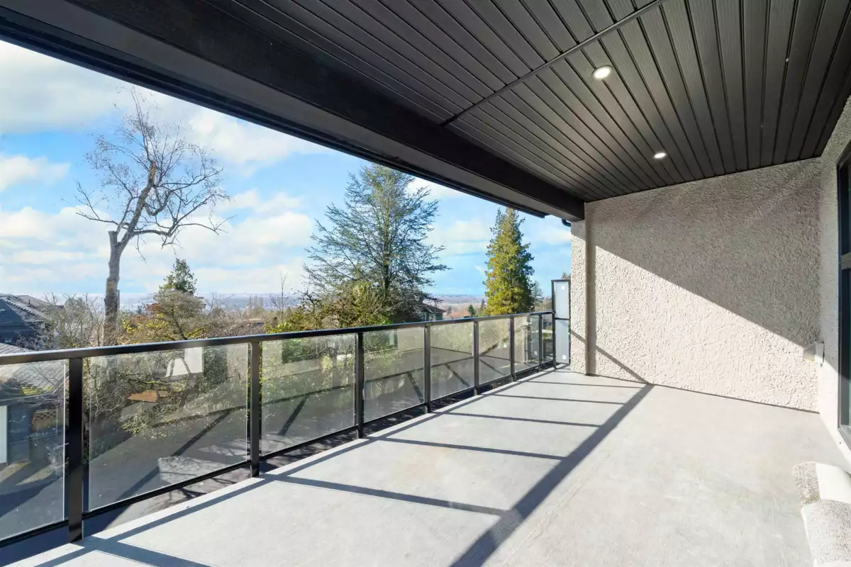 Laundry Room Photo of 3 4558 Portland Street, Burnaby, BC