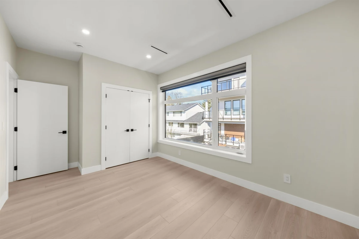 Walk-In Closet Photo of 3 4558 Portland Street, Burnaby, BC