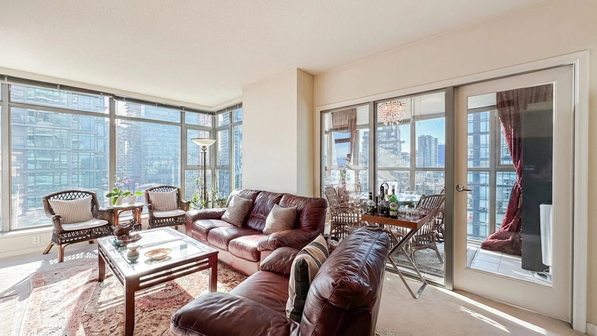 Dining Area Photo of 1004 1710 Bayshore Drive, Vancouver, BC