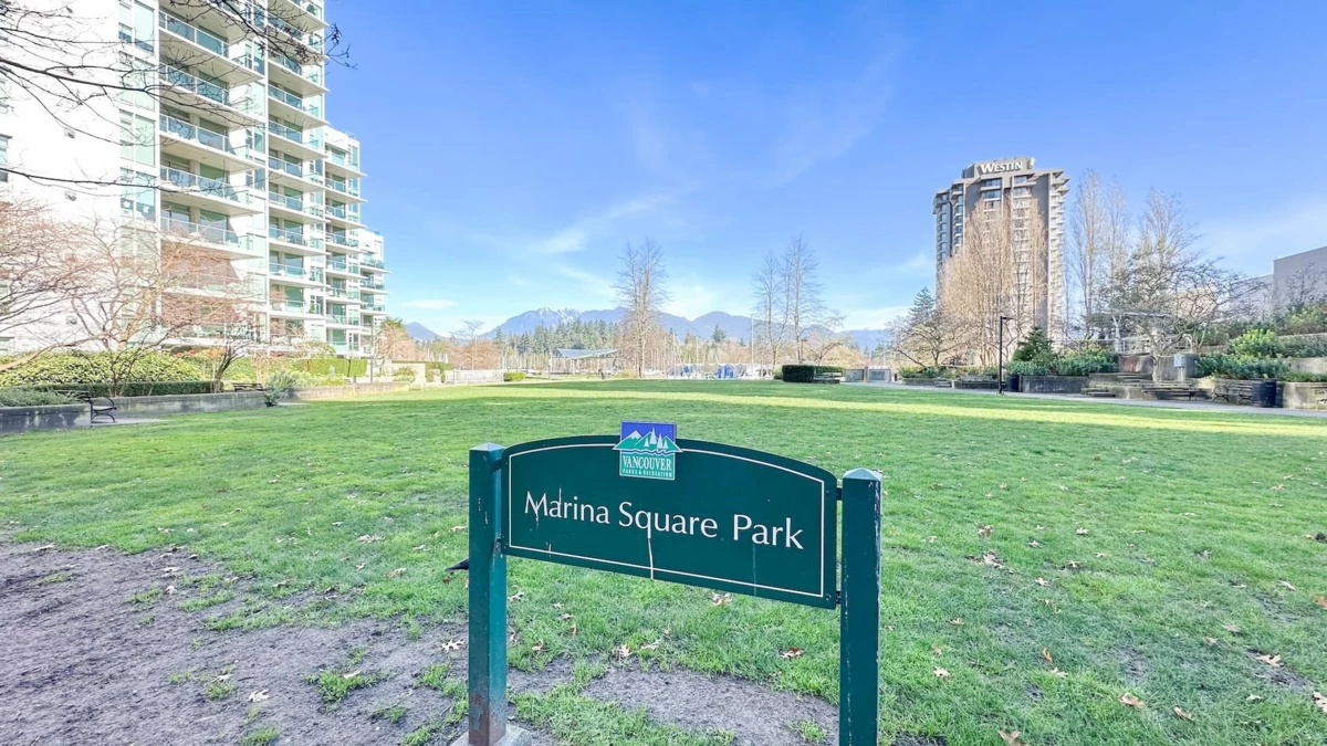 Laundry Room Photo of 1004 1710 Bayshore Drive, Vancouver, BC