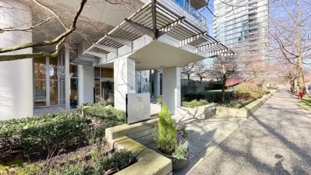 1004 1710 Bayshore Drive, Vancouver, BC