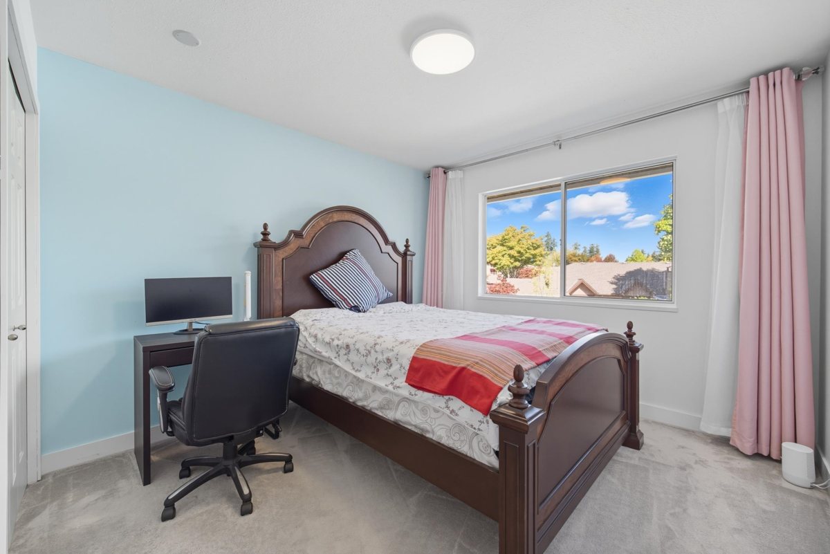 Laundry Room Photo of 118 15121 19 Avenue, Surrey, BC