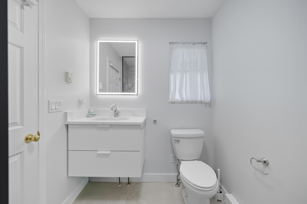 Loft / Bonus Room Photo of 118 15121 19 Avenue, Surrey, BC