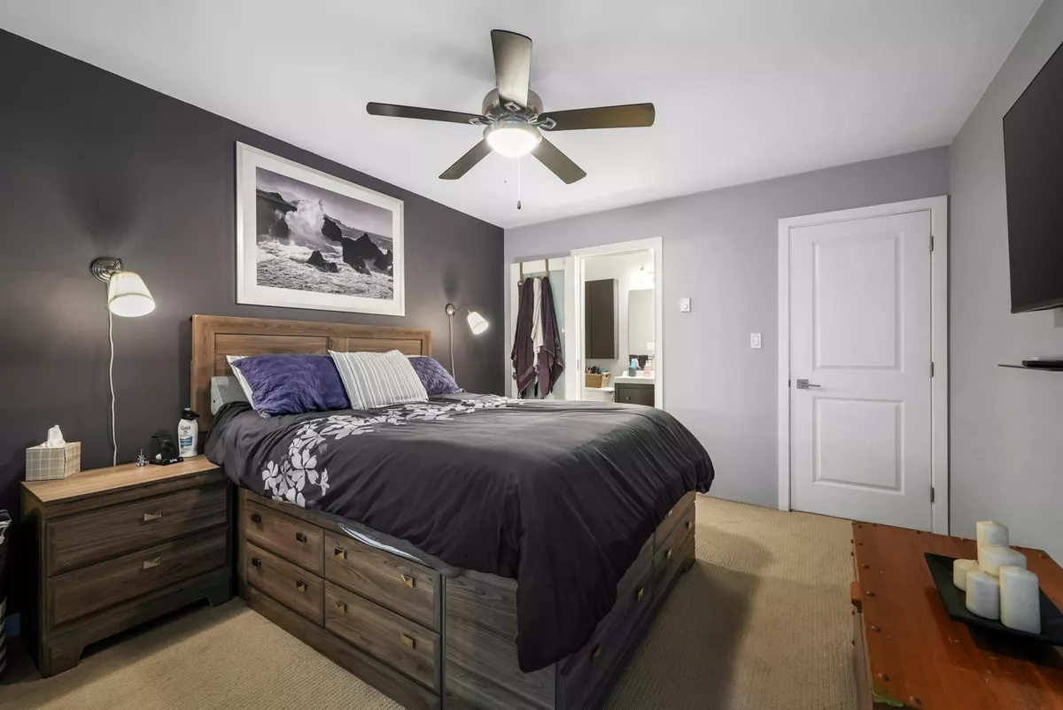 Walk-In Closet Photo of 13 20155 50 Avenue, Langley, BC