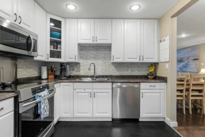 Kitchen Island Photo of 13 20155 50 Avenue, Langley, BC