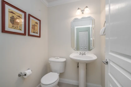 Entry Foyer Photo of 55 3500 144 Street, Surrey, BC