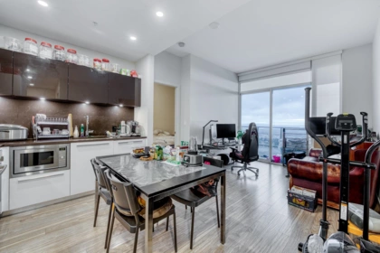3104 6383 Mckay Avenue, Burnaby, BC, Burnaby — Apartment/Condo for sale