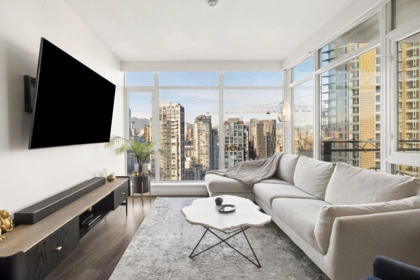 3005 1372 Seymour Street, Vancouver, BC, Vancouver — Apartment/Condo for sale