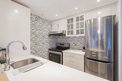 1702 811 Helmcken Street, Vancouver, BC, Vancouver — Apartment/Condo for sale