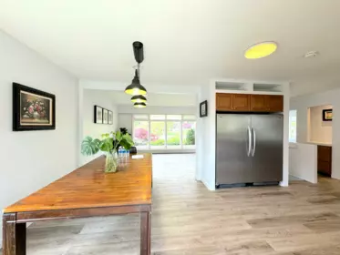 Kitchen Photo of 1126 Kings Avenue, West Vancouver, BC