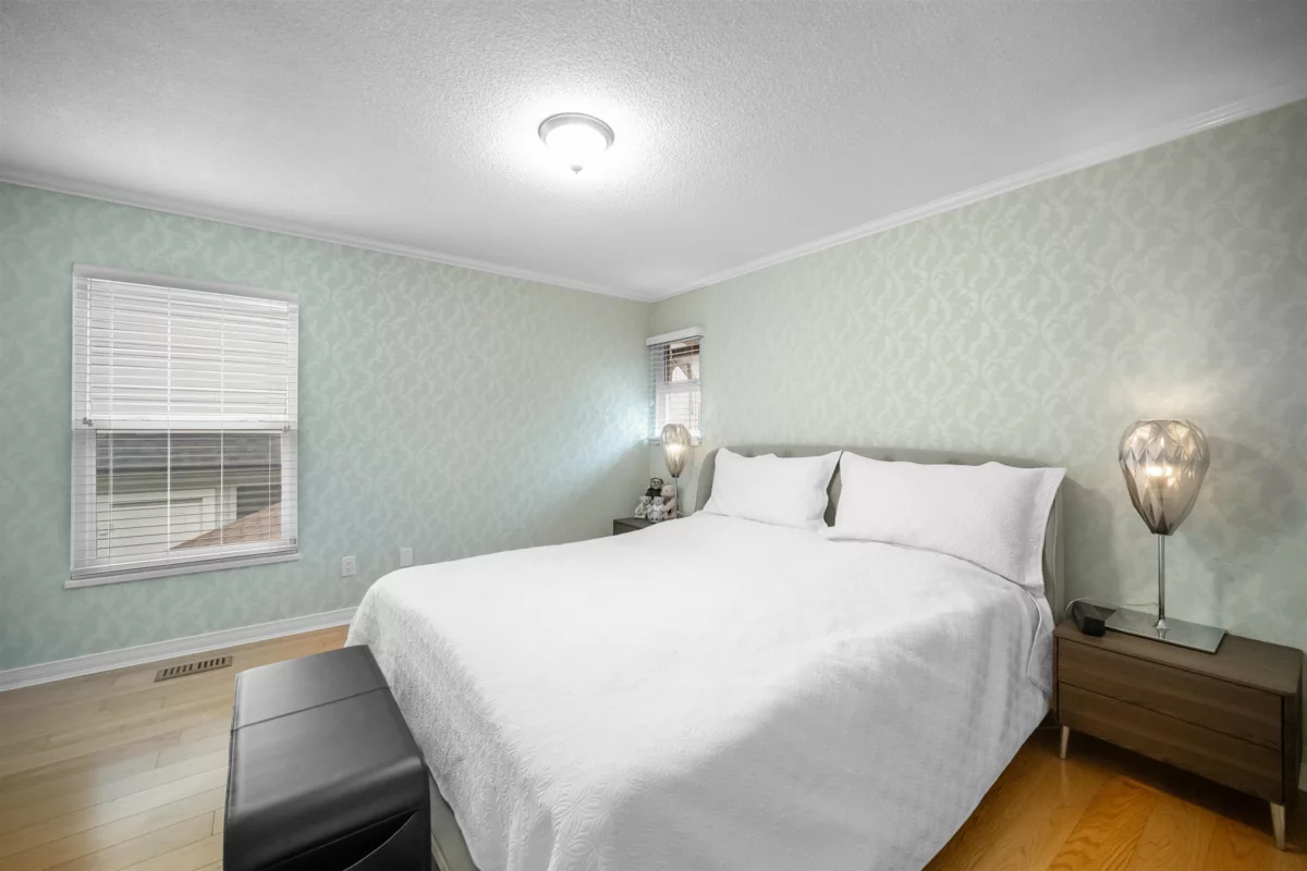 Dining Area Photo of 5440 Warbler Avenue, Richmond, BC