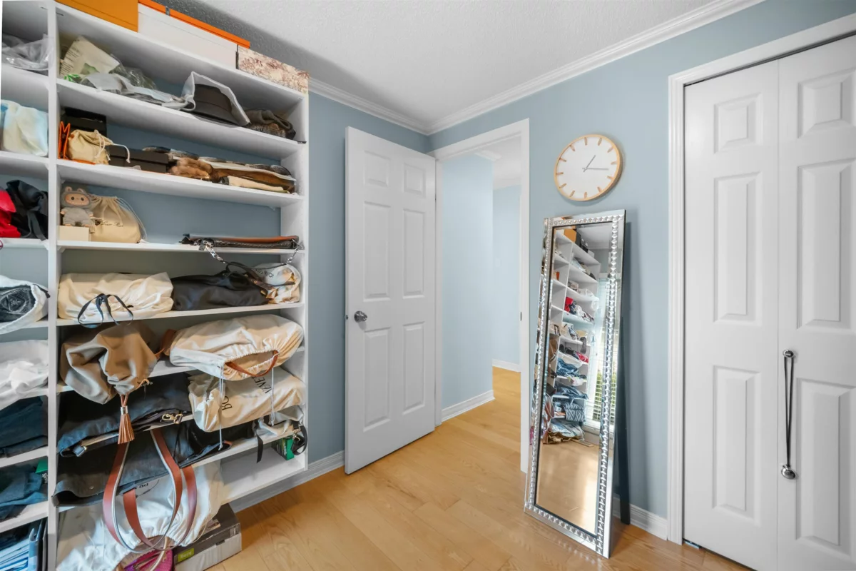 Family Room Photo of 5440 Warbler Avenue, Richmond, BC