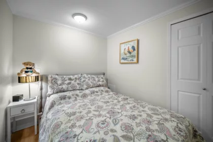 Powder Room Photo of 5440 Warbler Avenue, Richmond, BC
