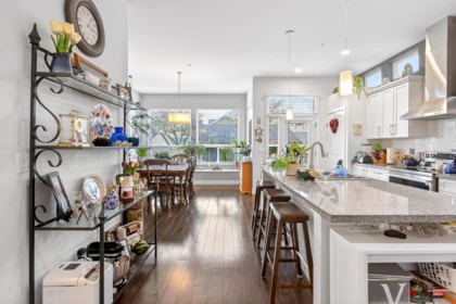 Breakfast Nook Photo of 10473 Robertson Street, Maple Ridge, BC