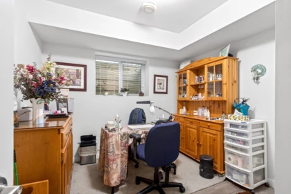 Hallway Photo of 10473 Robertson Street, Maple Ridge, BC