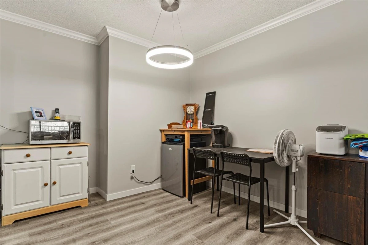 Dining Area Photo of 209 45598 Mcintosh Drive, Chilliwack, BC