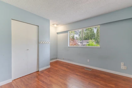 Entry Foyer Photo of 6457 Summit Crescent, Delta, BC