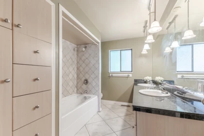 Powder Room Photo of 6457 Summit Crescent, Delta, BC