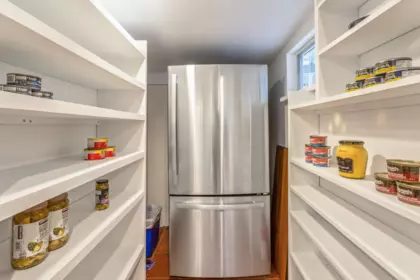 Walk-In Closet Photo of 7362 Laburnum Street, Vancouver, BC