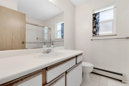 Hallway Photo of 8607 Selkirk Street, Vancouver, BC