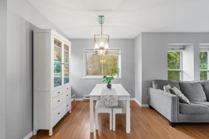 Kitchen Island Photo of 505 1750 Mckenzie Road, Abbotsford, BC