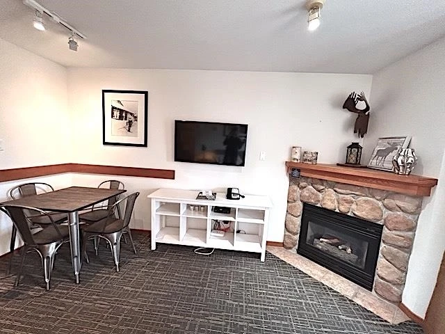 Living Room Photo of 633 4315 Northlands Boulevard, Whistler, BC