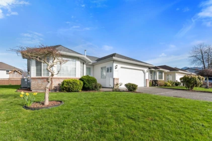 7534 Garnet Drive, Chilliwack, BC, Chilliwack — Single Family Residence for sale