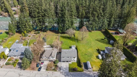 Fitness Center Photo Near 295 Forrest Crescent, Hope, BC