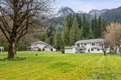 Hot Tub / Spa Photo of 295 Forrest Crescent, Hope, BC
