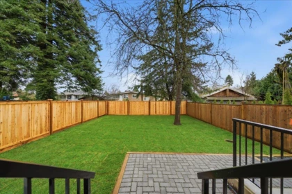 Garden / Landscaping Photo of 2 12050 York Street, Maple Ridge, BC