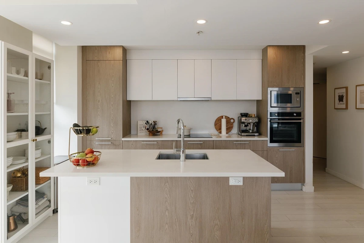 Dining Area Photo of 305 285 E 10th Avenue, Vancouver, BC