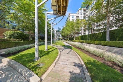 Hot Tub / Spa Photo of 1901 1033 Marinaside Crescent, Vancouver, BC