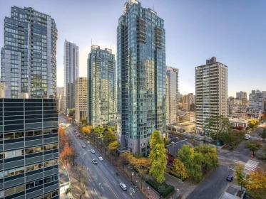 Breakfast Nook Photo of 2908 1331 W Georgia Street, Vancouver, BC