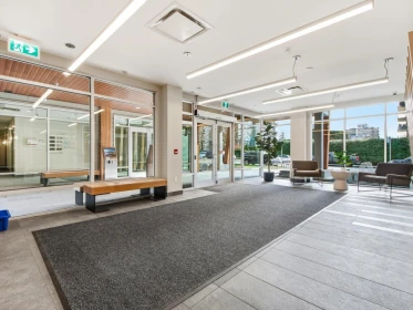 Entry Foyer Photo of 118 108 E 8th Street, North Vancouver, BC