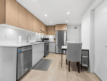 Kitchen Island Photo of 118 108 E 8th Street, North Vancouver, BC