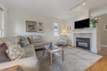 Office / Den Photo of 49 15055 20 Avenue, Surrey, BC
