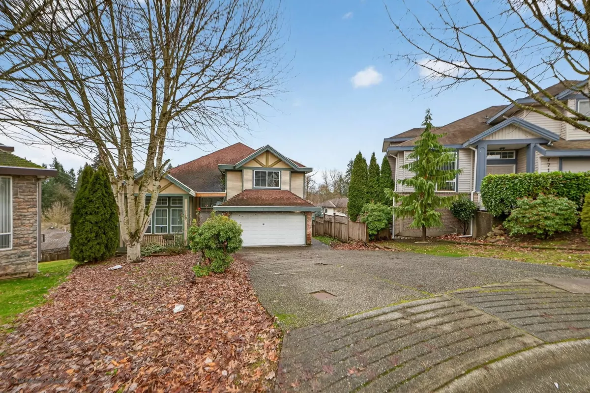 Living Room Photo of 7718 145 Street, Surrey, BC