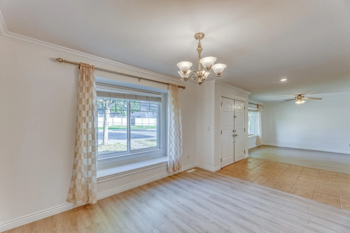Family Room Photo of 12243 232 Street, Maple Ridge, BC