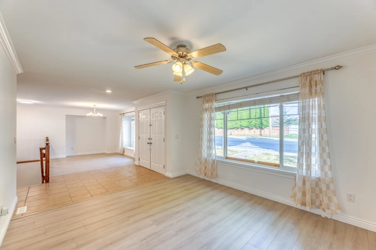 Living Room Photo of 12243 232 Street, Maple Ridge, BC