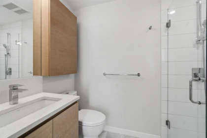 Powder Room Photo of 2710 2108 Gilmore Avenue, Burnaby, BC