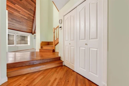 Guest Bathroom Photo of 10446 Fraserglen Drive, Surrey, BC