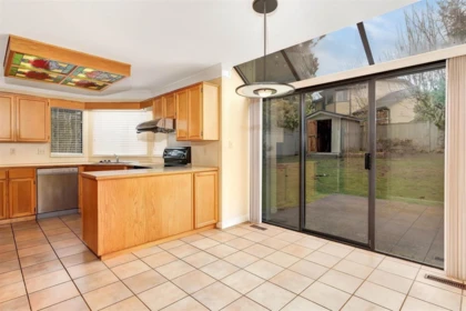 Primary Bedroom Photo of 10446 Fraserglen Drive, Surrey, BC