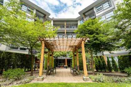 Front Yard Photo of 104 607 Cottonwood Avenue, Coquitlam, BC