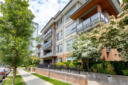 Hot Tub / Spa Photo of 104 607 Cottonwood Avenue, Coquitlam, BC
