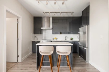 303 1768 Gilmore Avenue, Burnaby, BC, Burnaby — Apartment/Condo for sale