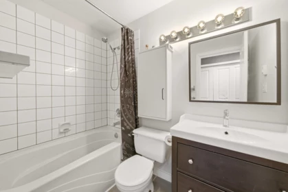 Mudroom Photo of 209 580 Twelfth Street, New Westminster, BC