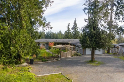 Front Yard Photo of 889 Cowan Point Drive, Bowen Island, BC