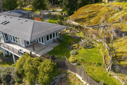 Outdoor Deck Photo of 889 Cowan Point Drive, Bowen Island, BC