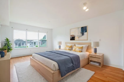 Loft / Bonus Room Photo of 102 1725 128 Street, Surrey, BC