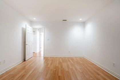 Staircase Photo of 102 1725 128 Street, Surrey, BC